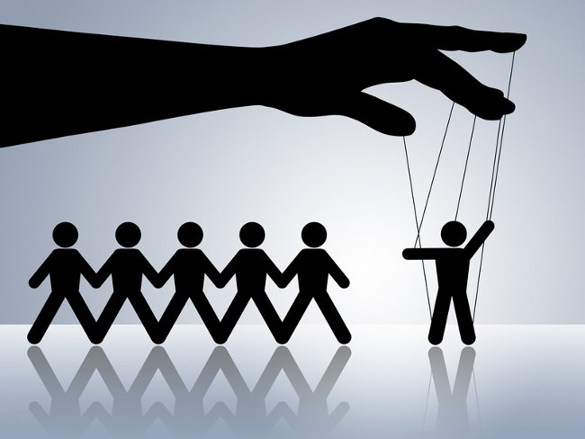 kak vami manipulirujut